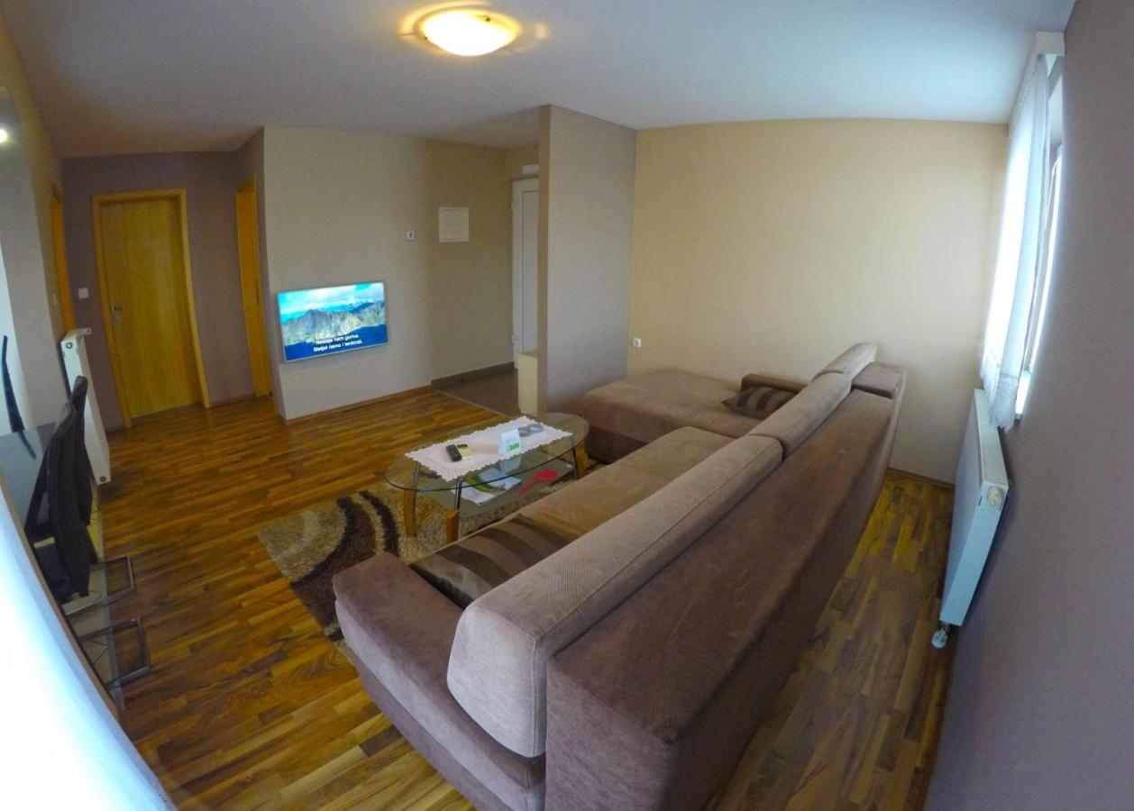 Apartments And Rooms Rea Свети-Мартин-на-Мору Экстерьер фото
