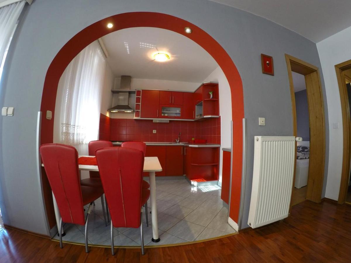 Apartments And Rooms Rea Свети-Мартин-на-Мору Экстерьер фото